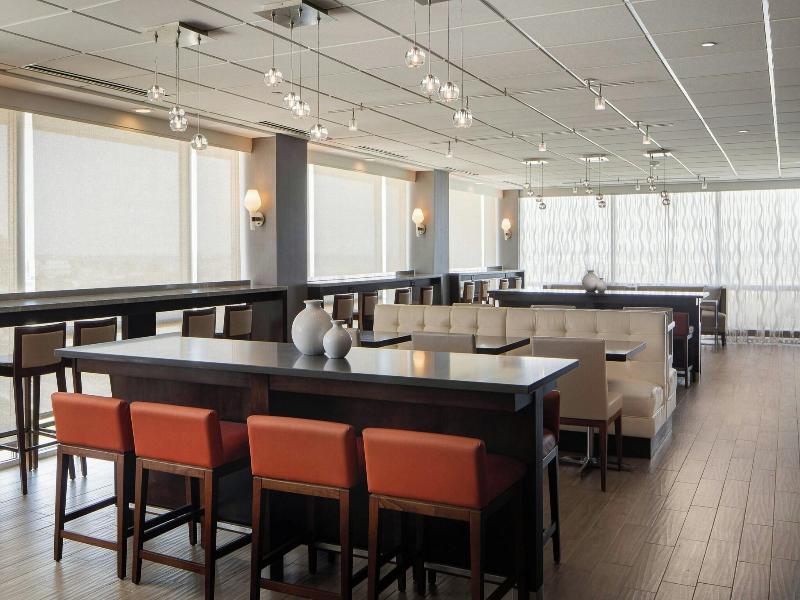 Marriott St. Louis Airport image