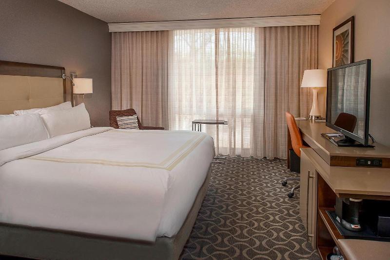 Marriott St. Louis Airport image