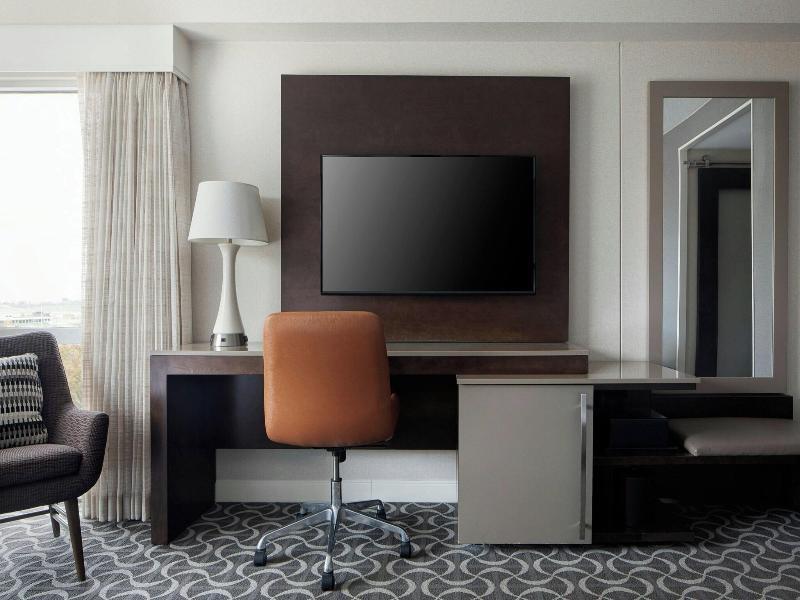 Marriott St. Louis Airport image