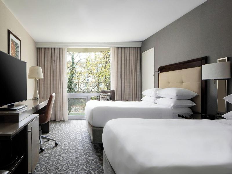 Marriott St. Louis Airport image