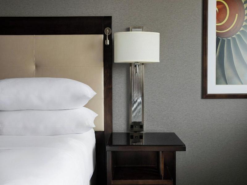 Marriott St. Louis Airport image