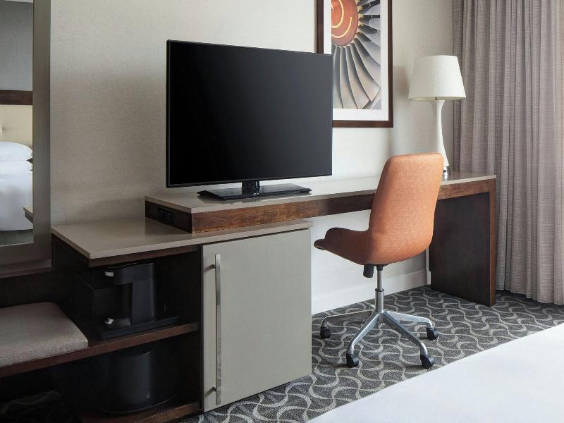 Marriott St. Louis Airport image
