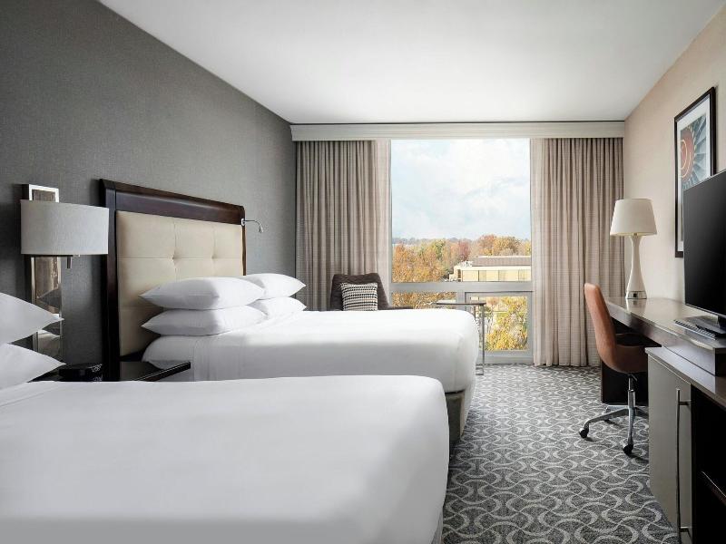 Marriott St. Louis Airport image