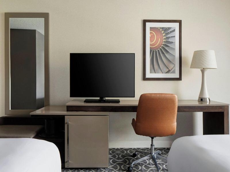 Marriott St. Louis Airport image