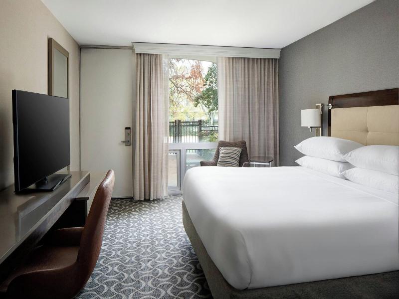 Marriott St. Louis Airport image