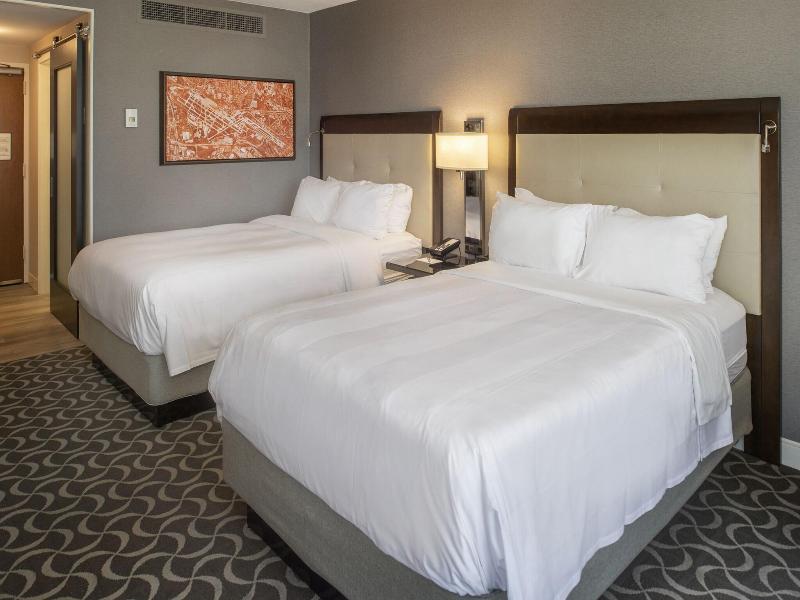 Marriott St. Louis Airport image