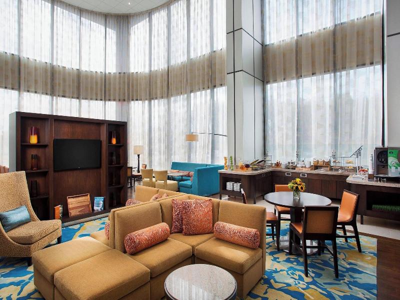 Teaneck Marriott At Glenpointe image