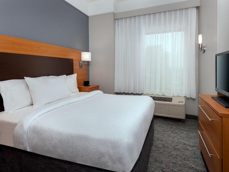 Towneplace Suites Buffalo Airport image