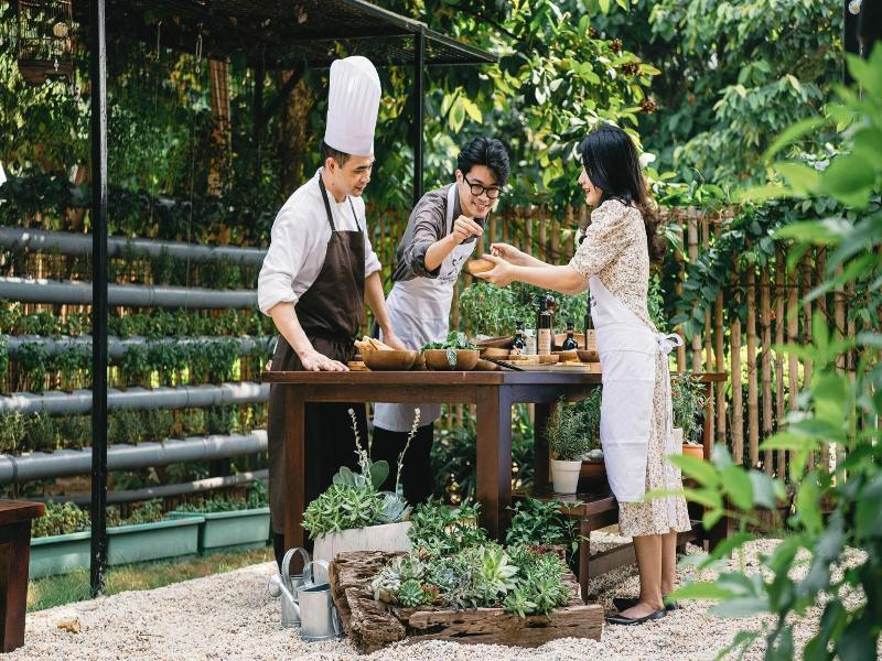 Jw Marriott Hotel Hanoi image