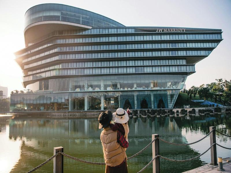 Jw Marriott Hotel Hanoi image