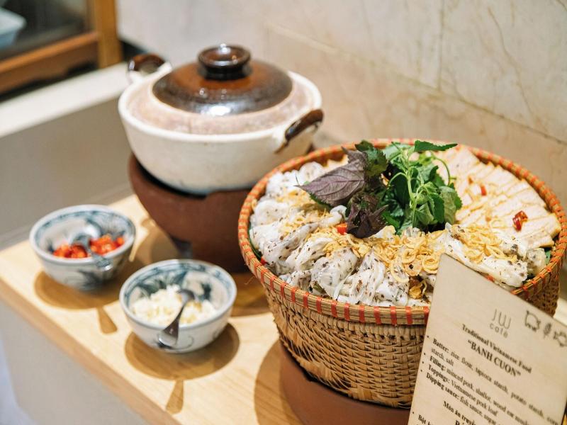 Jw Marriott Hotel Hanoi image