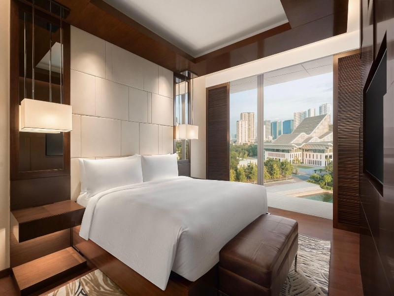 Jw Marriott Hotel Hanoi image