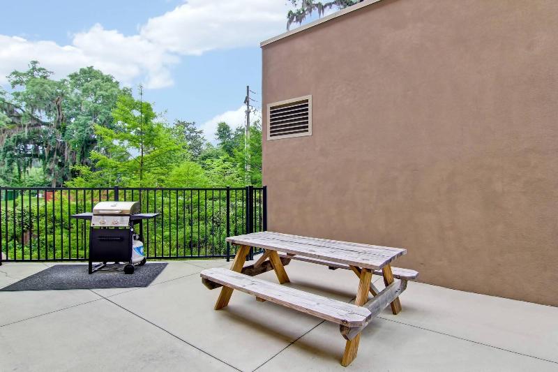 SpringHill Suites Tallahassee Central image