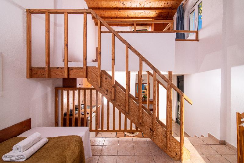 Golden Valentin Apartments image