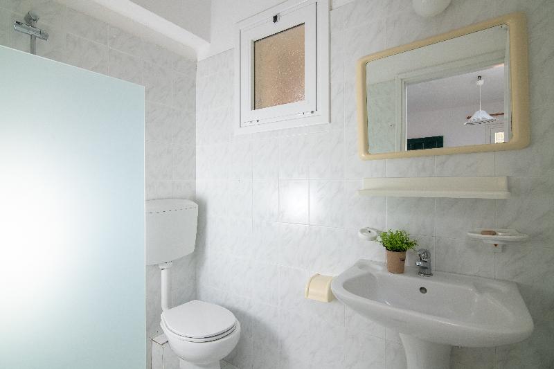 Golden Valentin Apartments image
