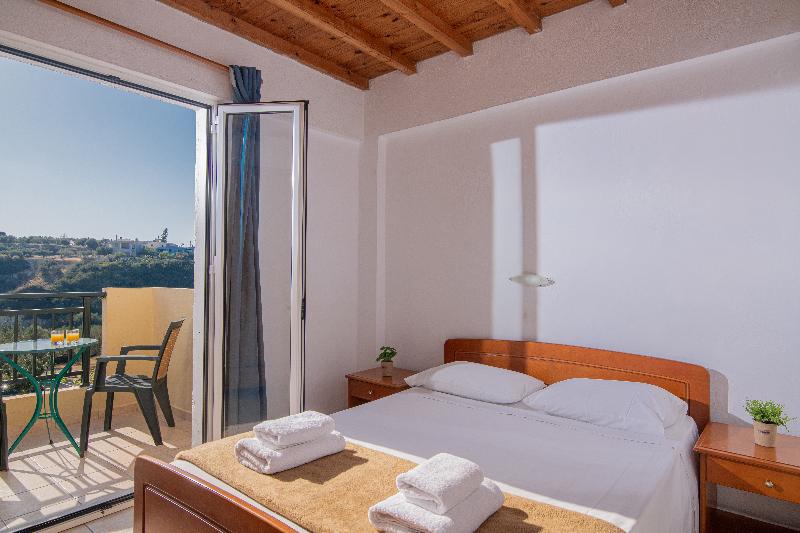 Golden Valentin Apartments image