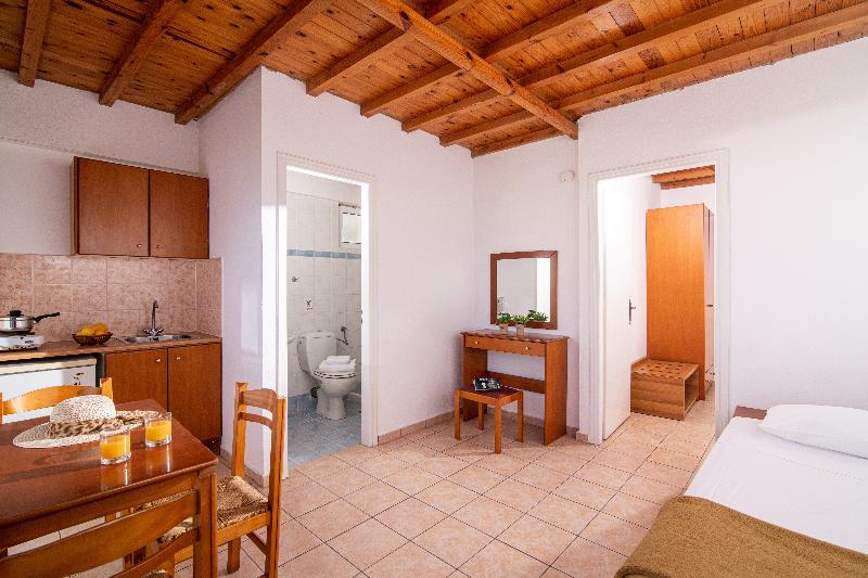 Golden Valentin Apartments image
