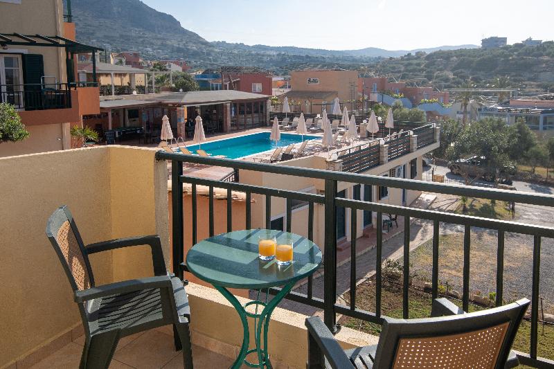 Golden Valentin Apartments image