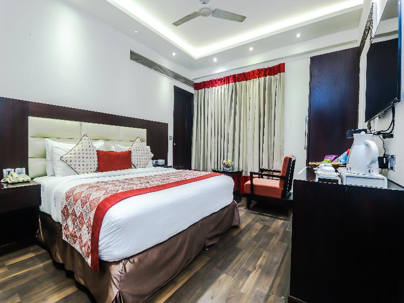 Hotel Grand Godwin image