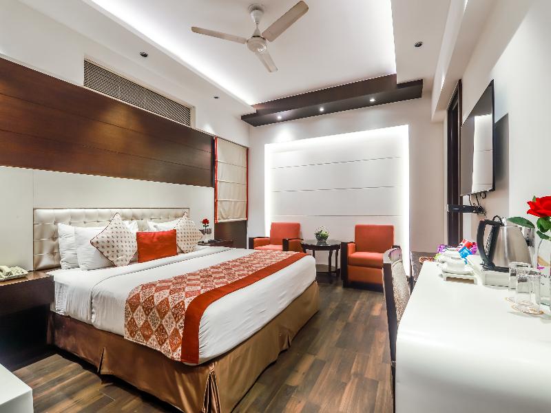 Hotel Grand Godwin image