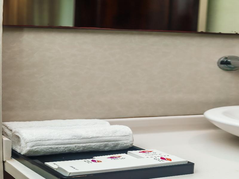 Hotel Grand Godwin image