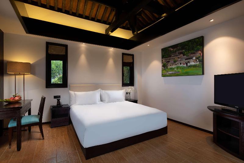 Banyan Tree Tengchong image