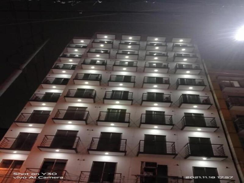 OYO 893 Dian Place Suites image