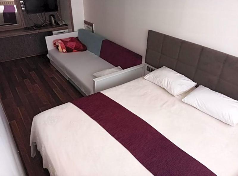 Garra Hotels image