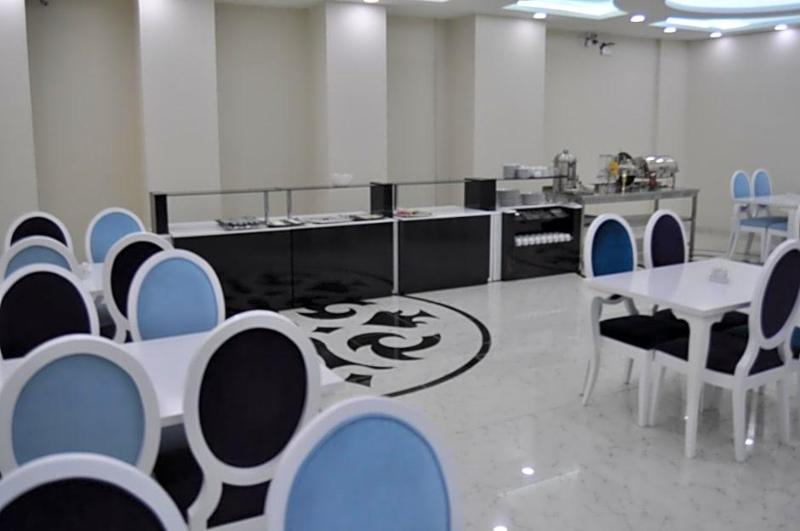 Garra Hotels image