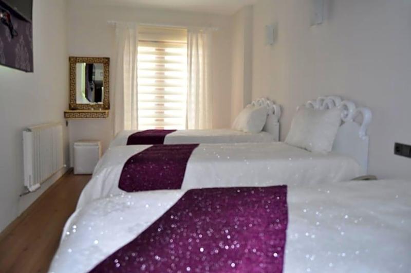 Garra Hotels image