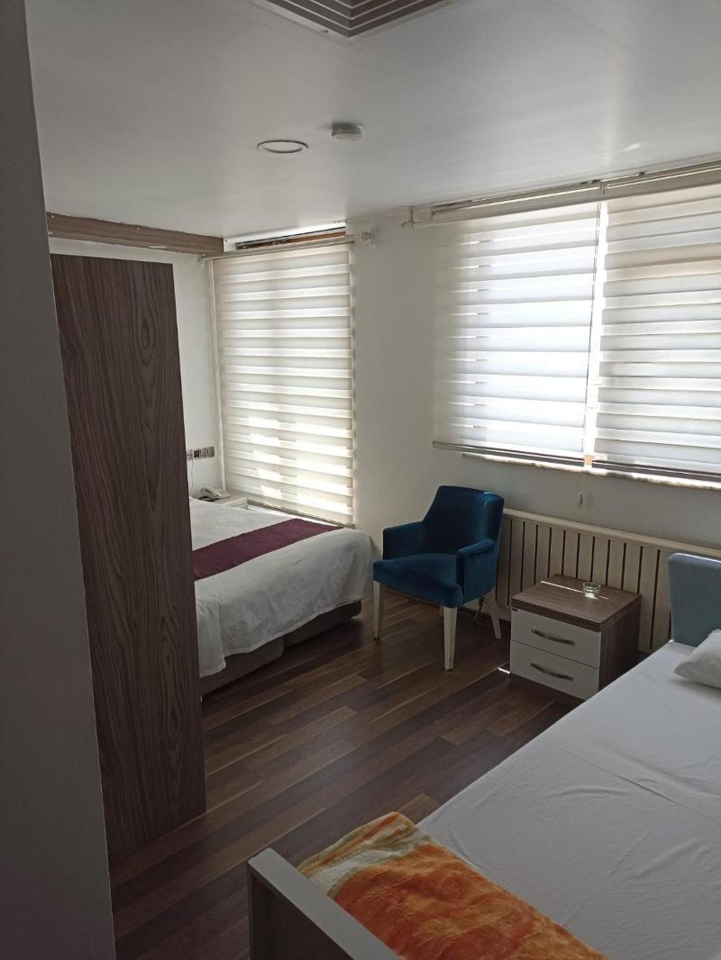 Garra Hotels image