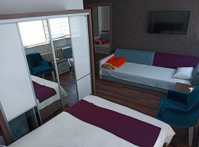 Garra Hotels image