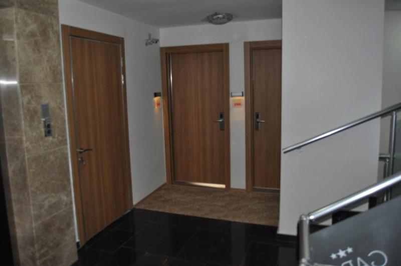 Garra Hotels image