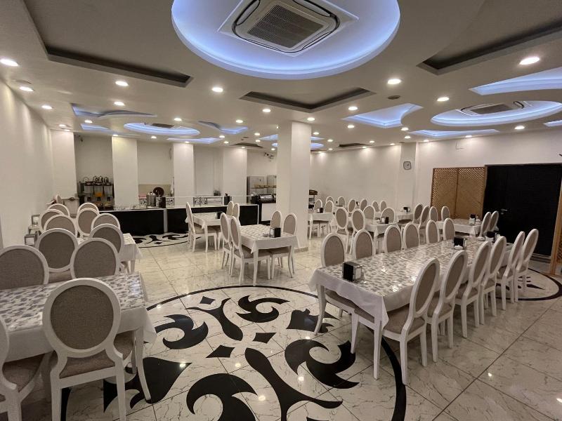 Garra Hotels image