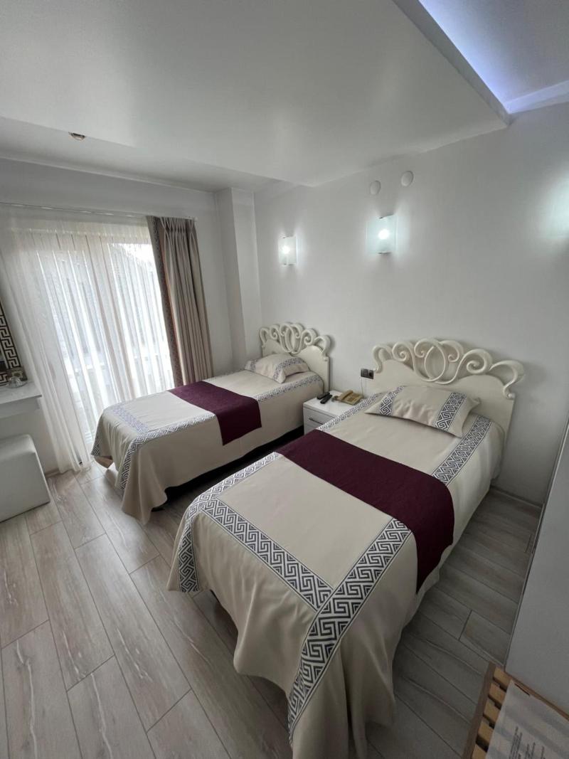 Garra Hotels image