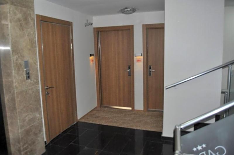 Garra Hotels image