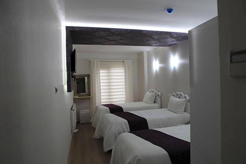 Garra Hotels image