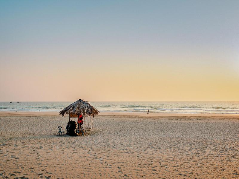 Central Hotel Ngwe Saung image
