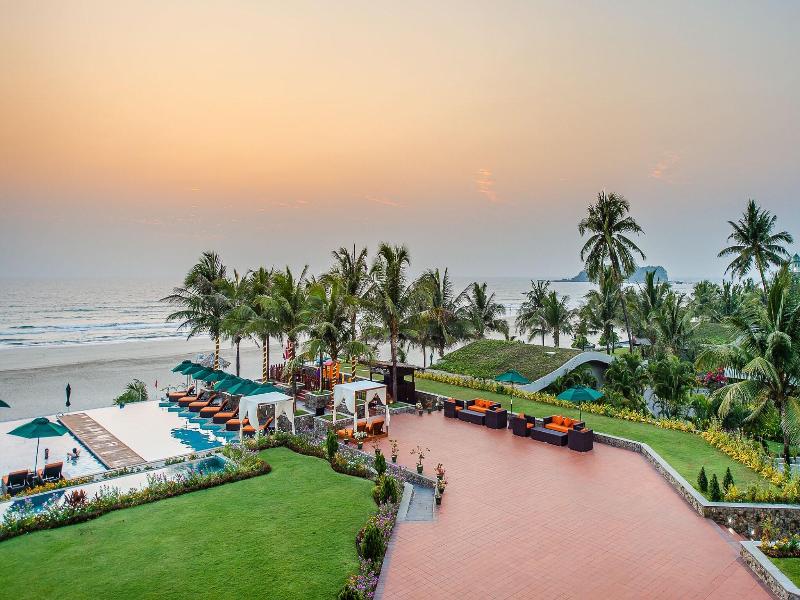 Central Hotel Ngwe Saung image