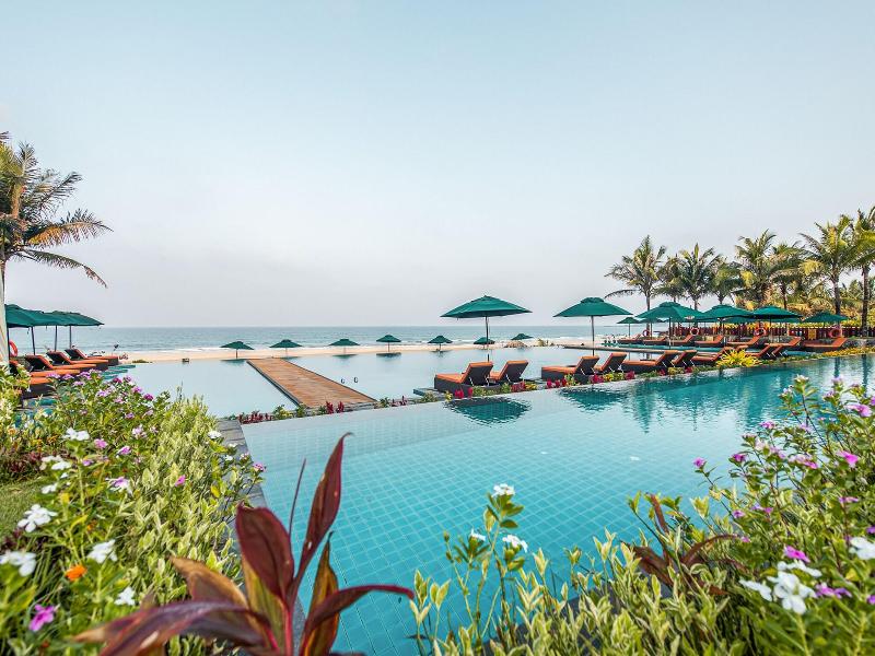 Central Hotel Ngwe Saung image