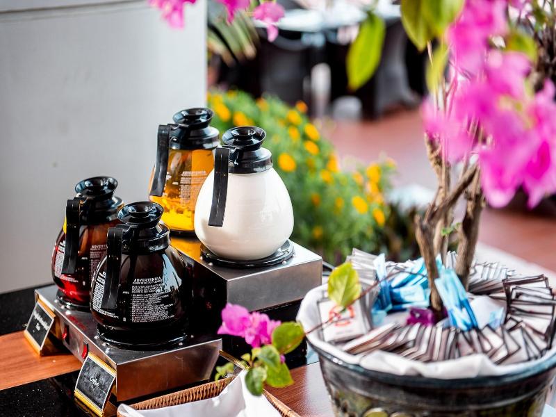 Central Hotel Ngwe Saung image