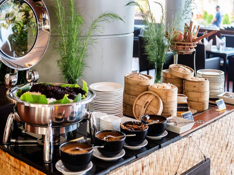 Central Hotel Ngwe Saung image