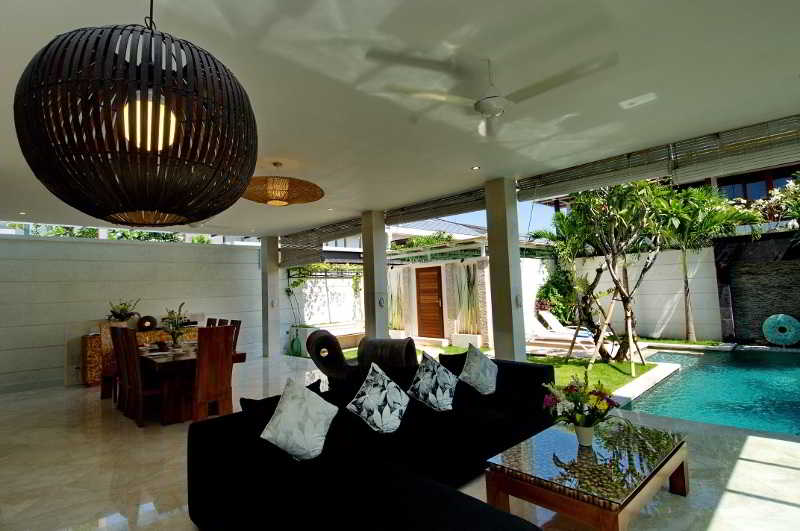 Villa Lumut image