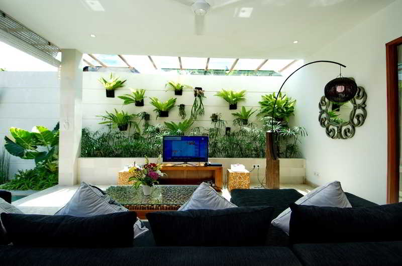 Villa Lumut image