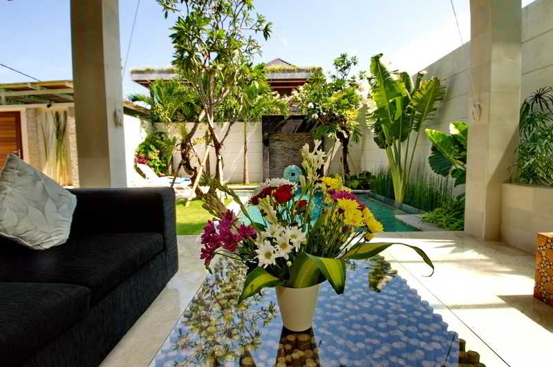 Villa Lumut image