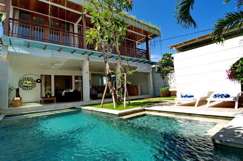 Villa Lumut image