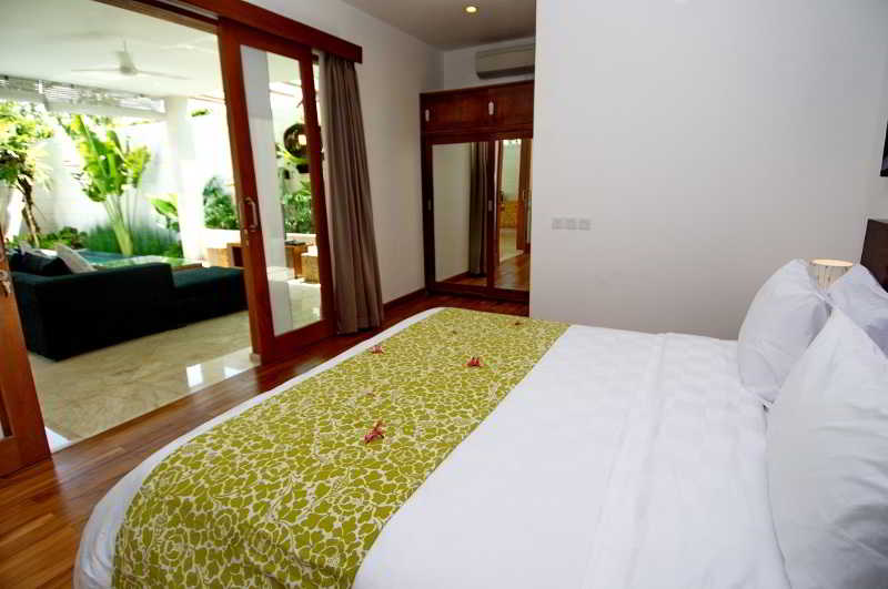 Villa Lumut image