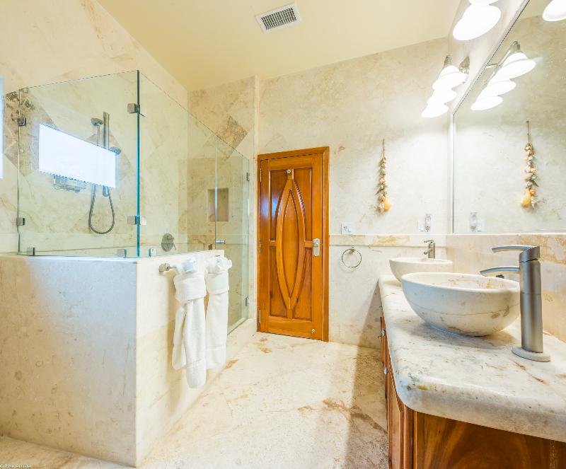 Belizean Cove Estates image