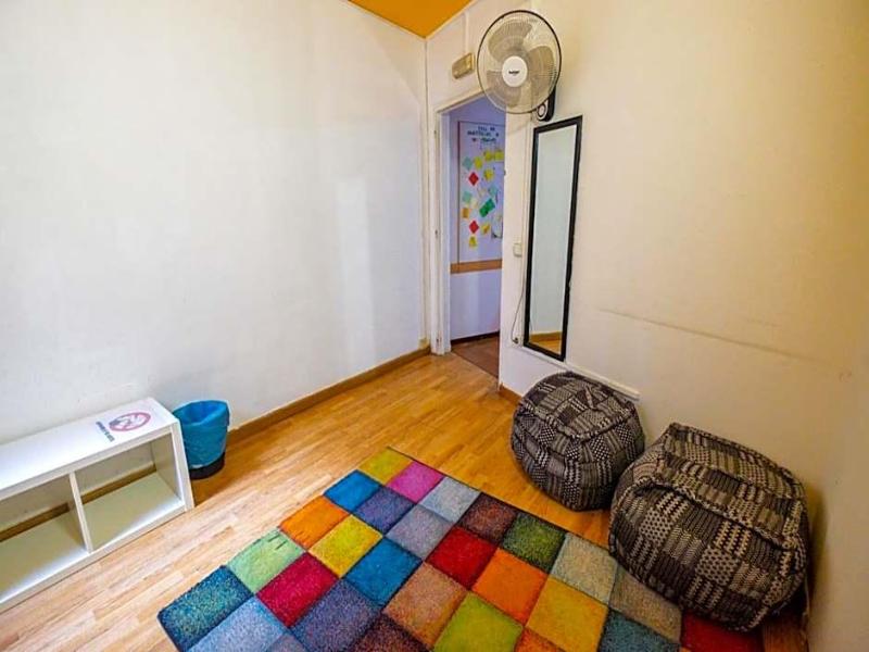 Diagonal House image