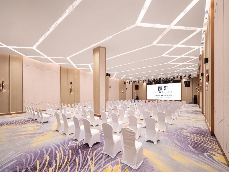 Junluxe Hotel Guangzhou Science City image